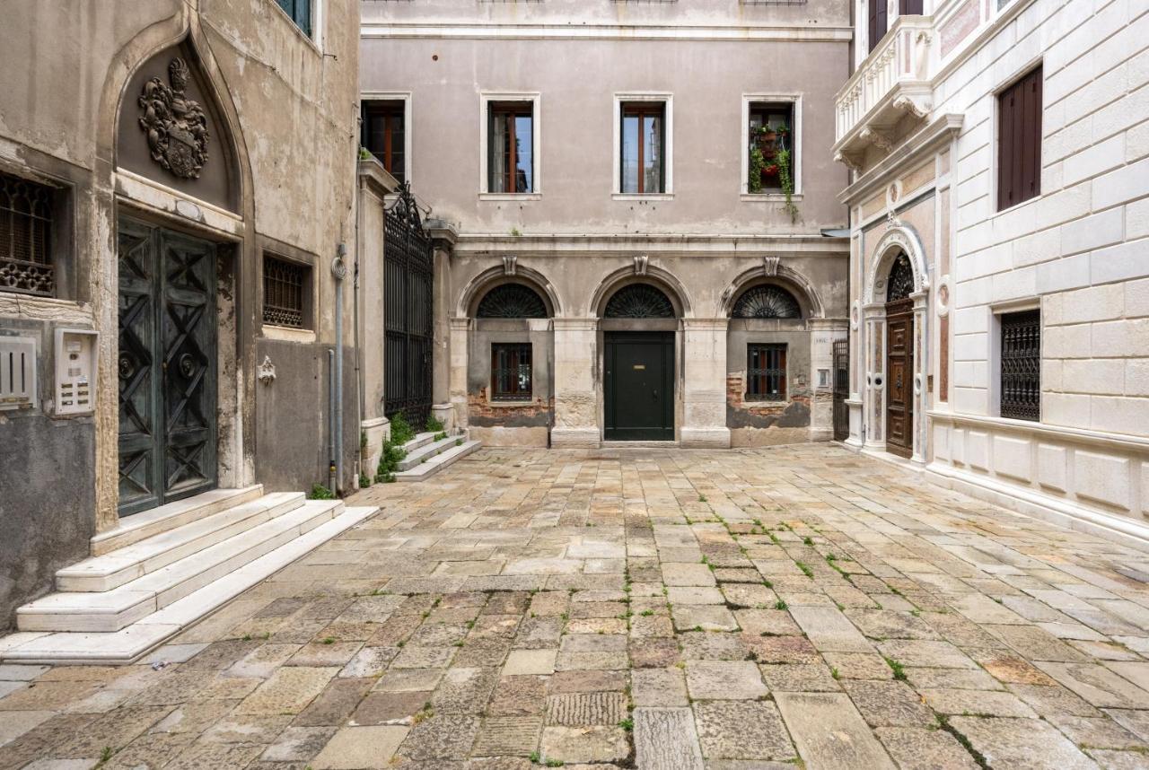 Appartamento Palazzo Borgoloco Venezia Esterno foto
